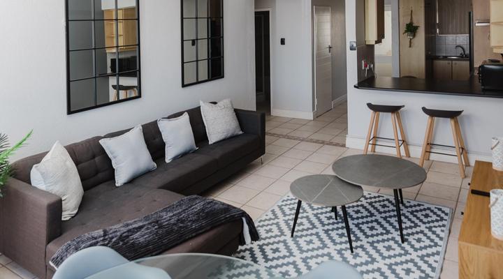 Romilly 32 Beachfront