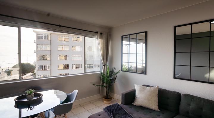 Romilly 32 Beachfront