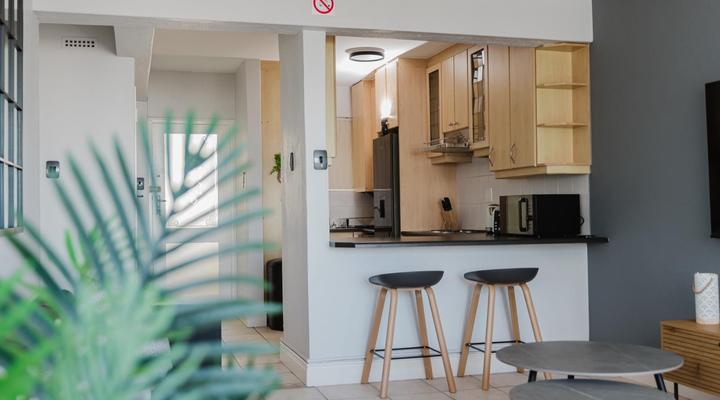 Romilly 32 Beachfront