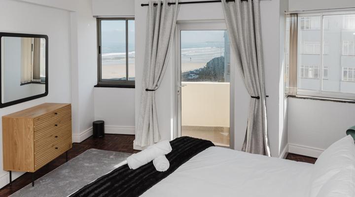 Romilly 32 Beachfront