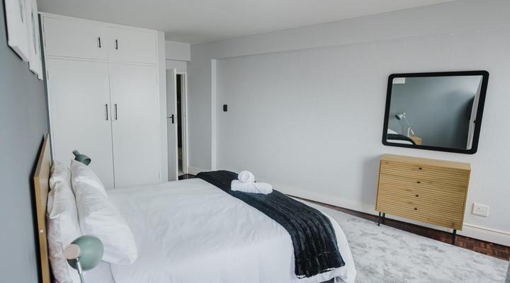 Romilly 32 Beachfront