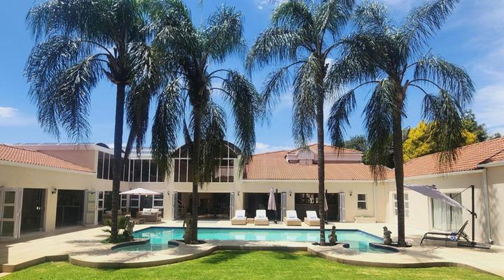 Villa Reis-The Villa of Kings