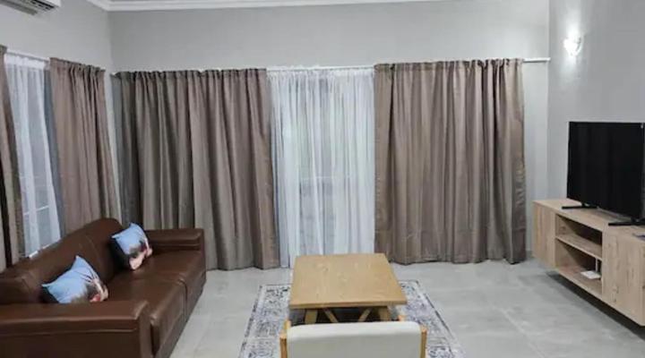 Vaendzi Lodge (self-catering)