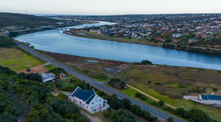 Stilbaai River Lodge