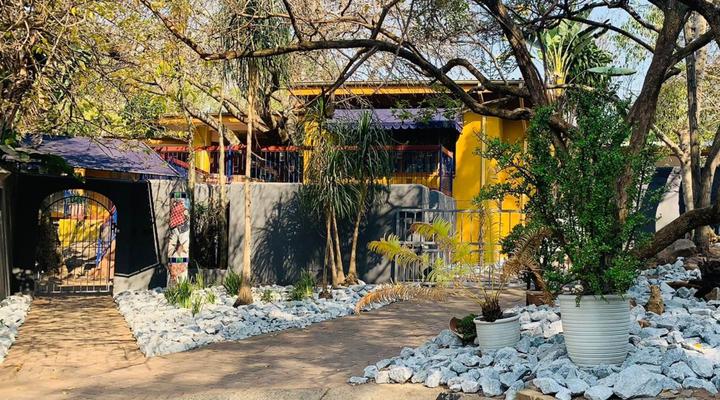 Nelspruit Emhlangeni Guesthouse