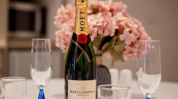 Luxury Gallery Apartment - Studio 106