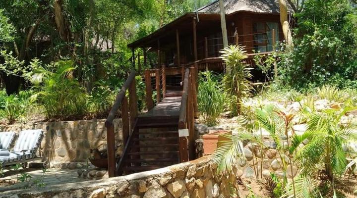 Paradise River Lodge