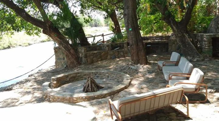 Paradise River Lodge