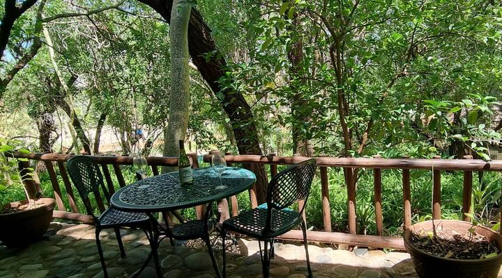 Paradise River Lodge