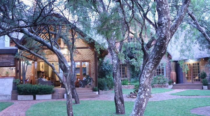 Monkey Thorn Cottage