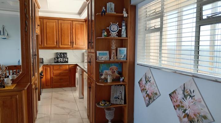 1703 on high tide AMANZIMTOTI