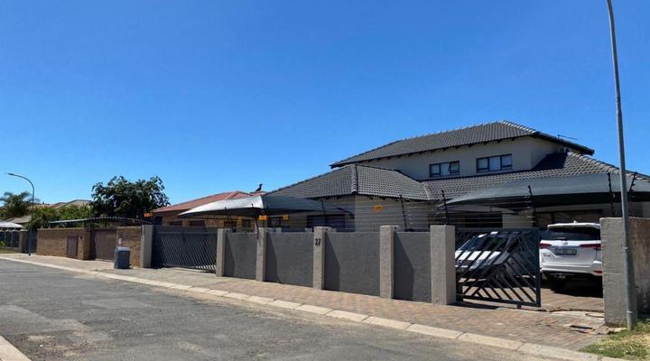 KS Legacy Guesthouse