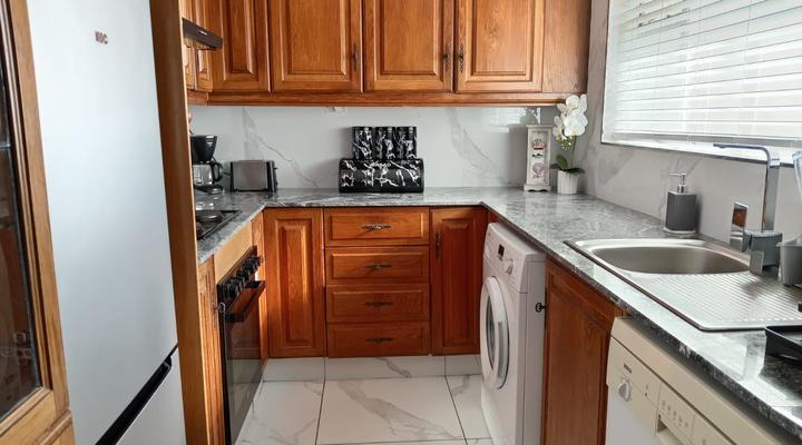 1703 on high tide AMANZIMTOTI