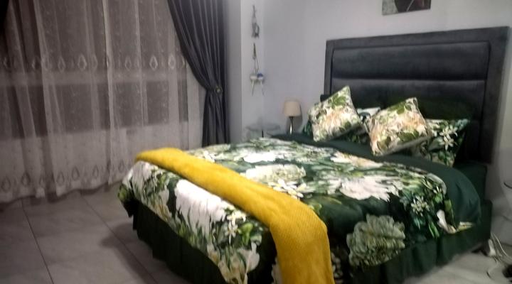 1703 on high tide AMANZIMTOTI