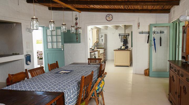 Skuurtjies – Beach Front Holiday