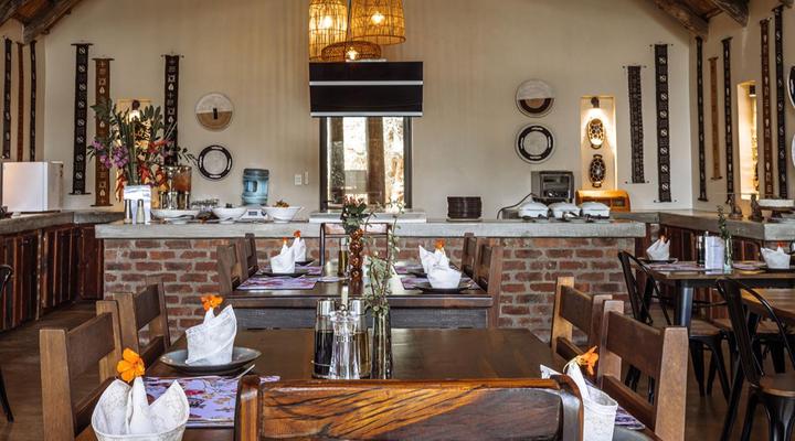 Umkumbe Bush Lodge Luxury Tented Camp