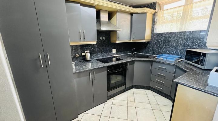 Inyoni Rocks Cabanas No 40