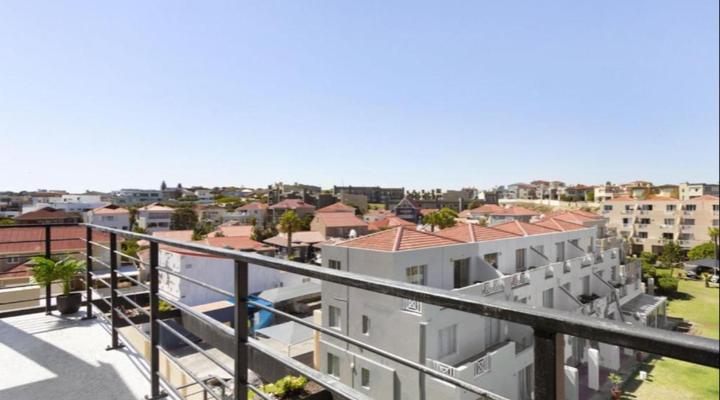 The Manhattan on Coral