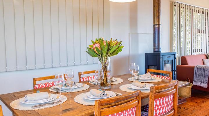 Guppy Huys Oceanfront Bungalow