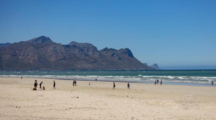 St Tropez Beachfront 306