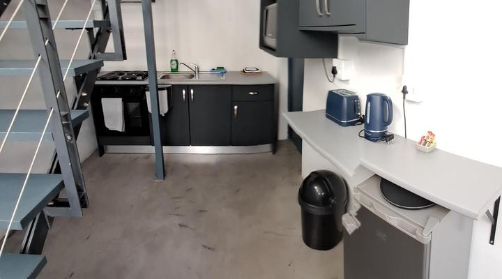 AirCommodation Guesthouse