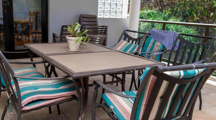 The Tropical Hut Lodges