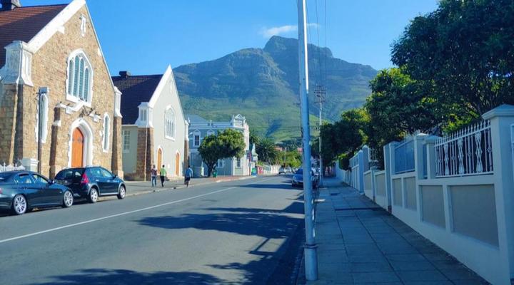 Happy Home Woodstock Apartment