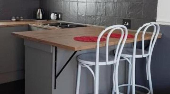 Happy Home Woodstock Apartment