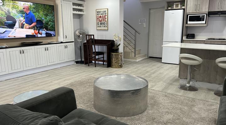 Bells & Whistles NO LOADSHEDDING