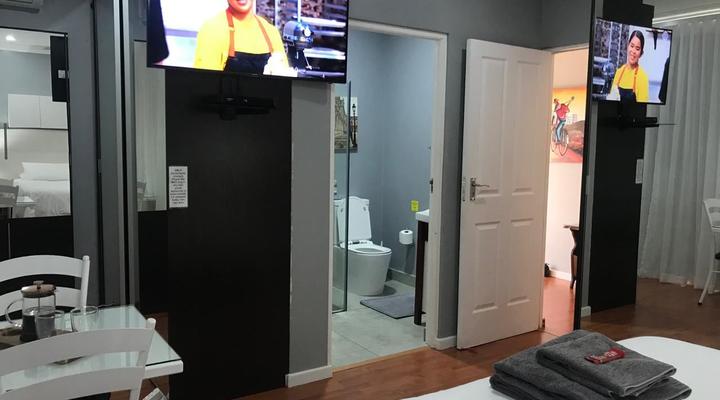 Room 11 NO LOADSHEDDING