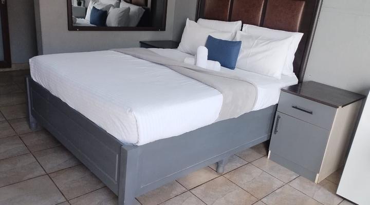 Kgakgamela Road Lodge