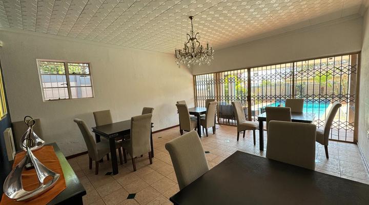 Leas Furnished Apartments - Waterkloof