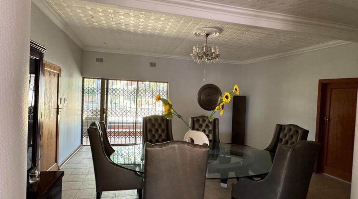 Leas Furnished Apartments - Waterkloof