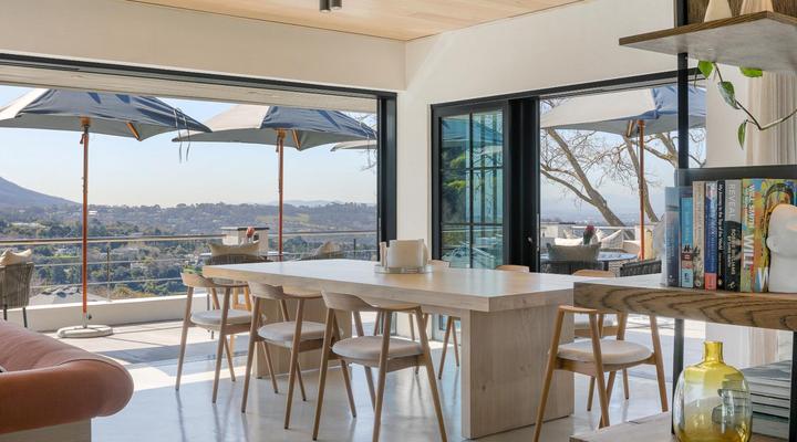 Villa Lion View - Private Luxury Retreat