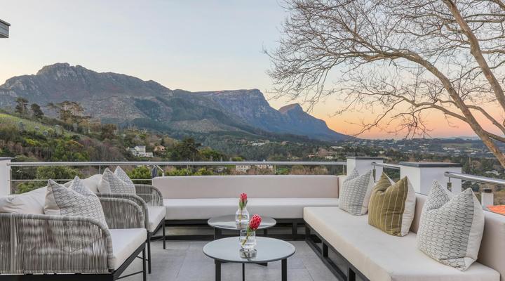 Villa Lion View - Private Luxury Retreat