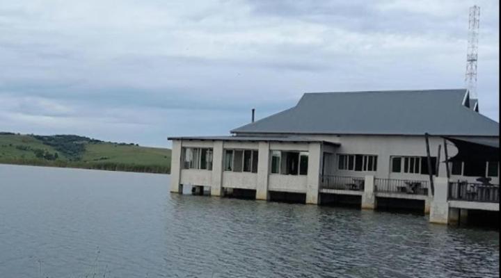 Millys Restaurant and Chalets