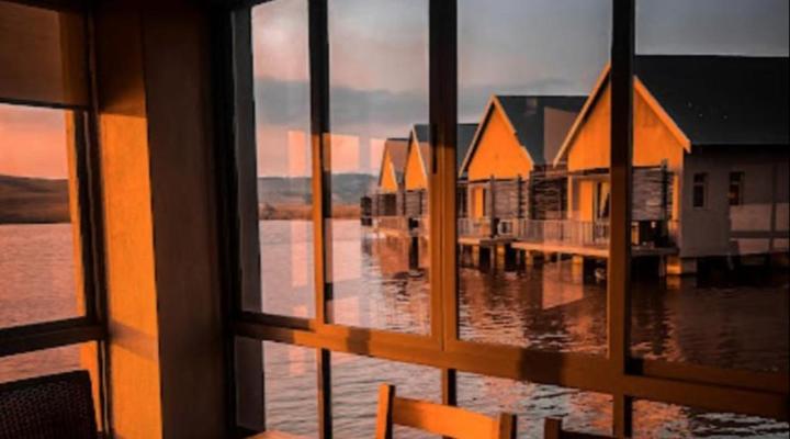 Millys Restaurant and Chalets