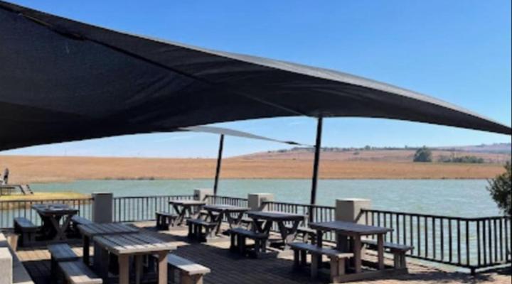 Millys Restaurant and Chalets