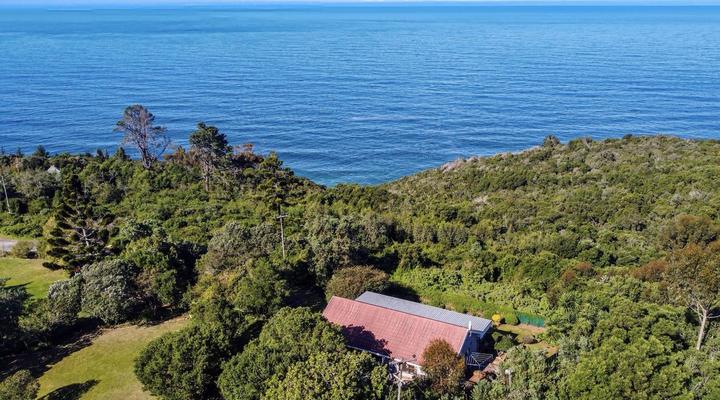 Victoria Bay Holiday Cottage