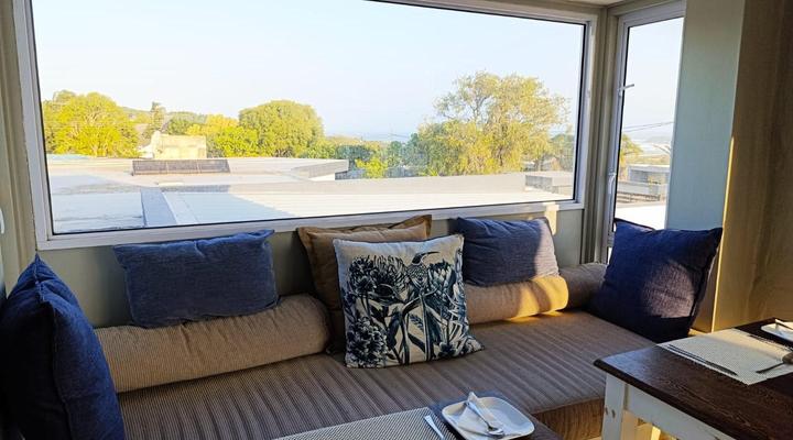 Reef View - East London