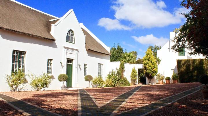 Rothman Manor De Luxe Guest Retreat