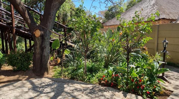 Airport Inn B&B and Emerald Guest House