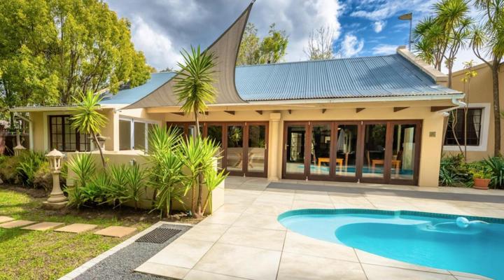 Botanica Guest House