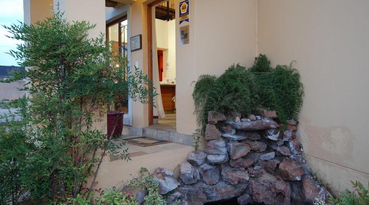 Hoopoe Haven Guest House