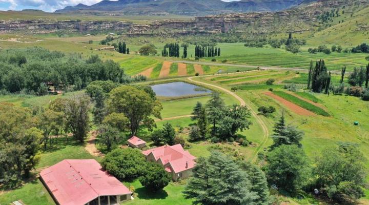 St Fort Country House