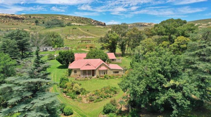 St Fort Country House