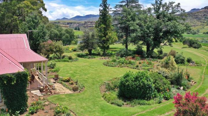 St Fort Country House