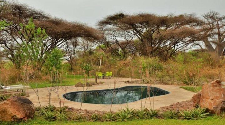 Muchenje Cottages