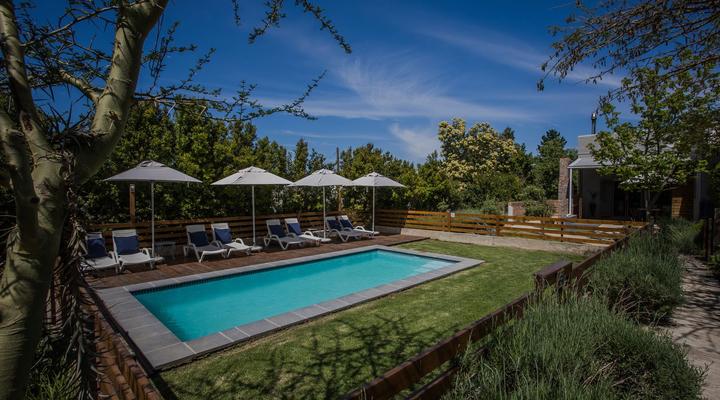 A Hilltop Country Retreat