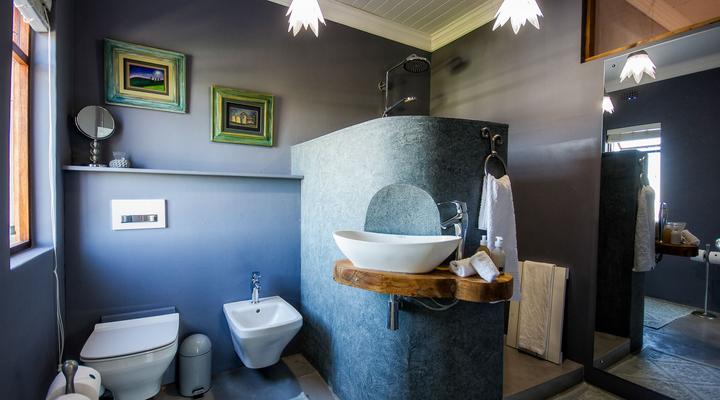 House @ A Hilltop Country Retreat